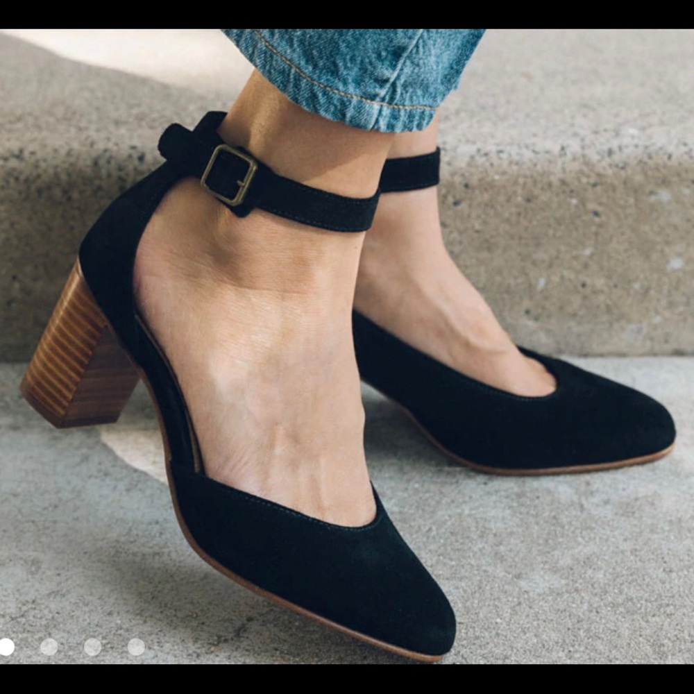 Soludos- Gemma black suede strap heel. New in Box - Size 10